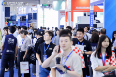 机械人本体取智能配备的连系